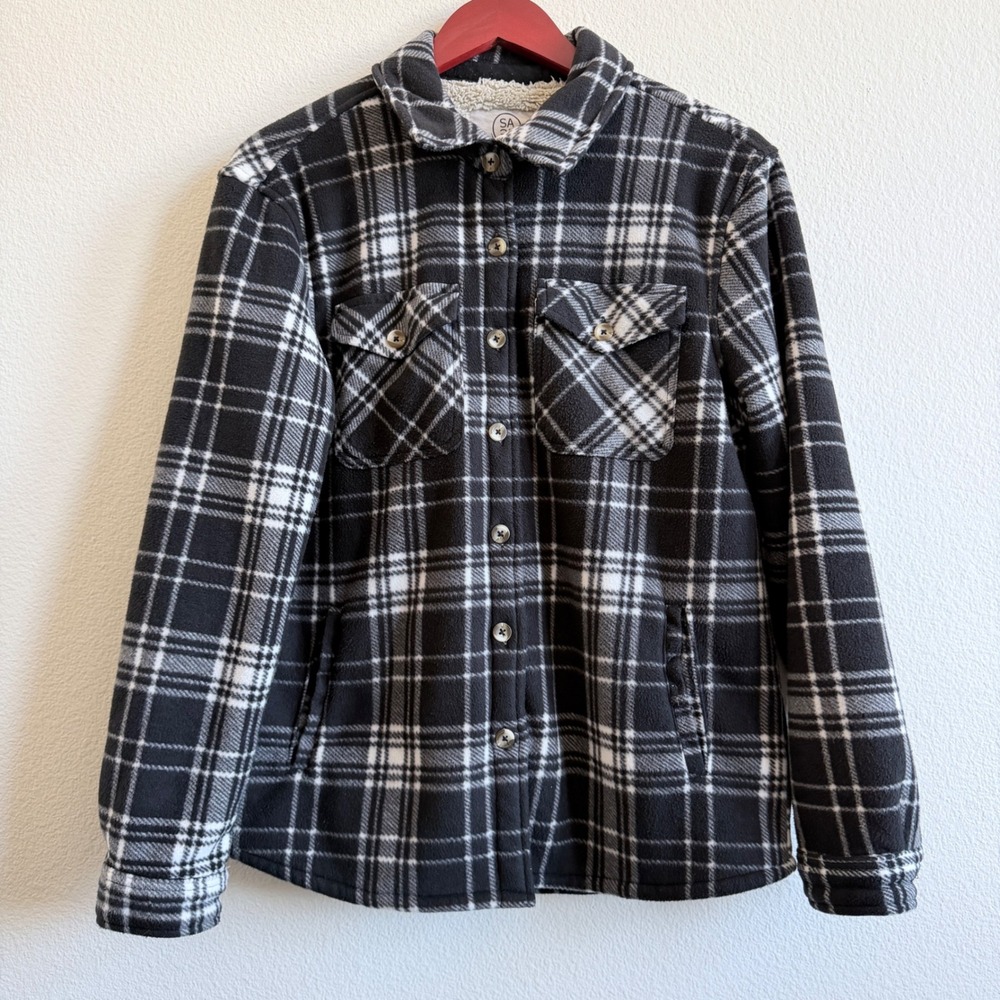 Sage Collective Women Large Fleece Sherpa Lined Plaid Shacket Black White Jacket